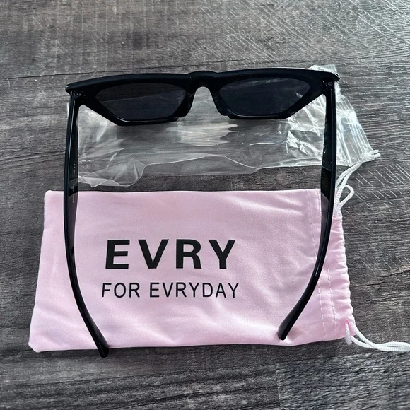NEW Evry Jewels Sunglasses - Picture 3 of 6